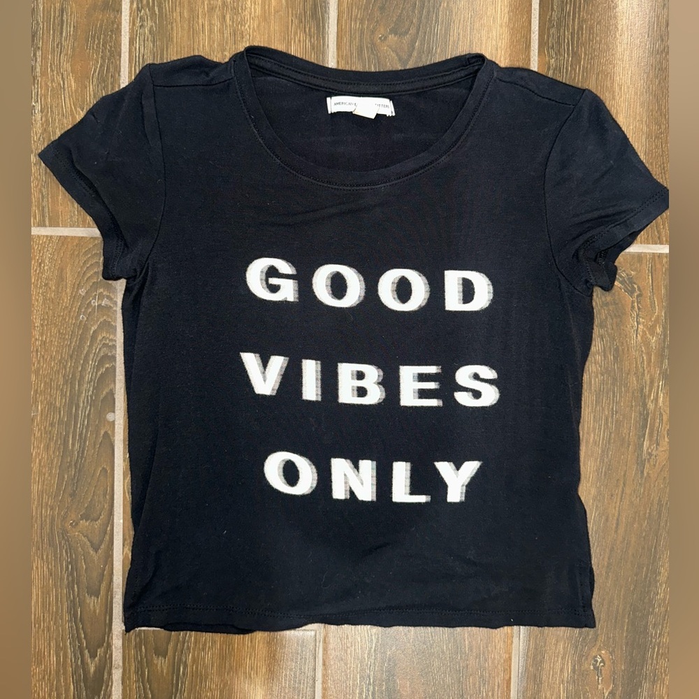 American Eagle Good Vibes Only Crop Top